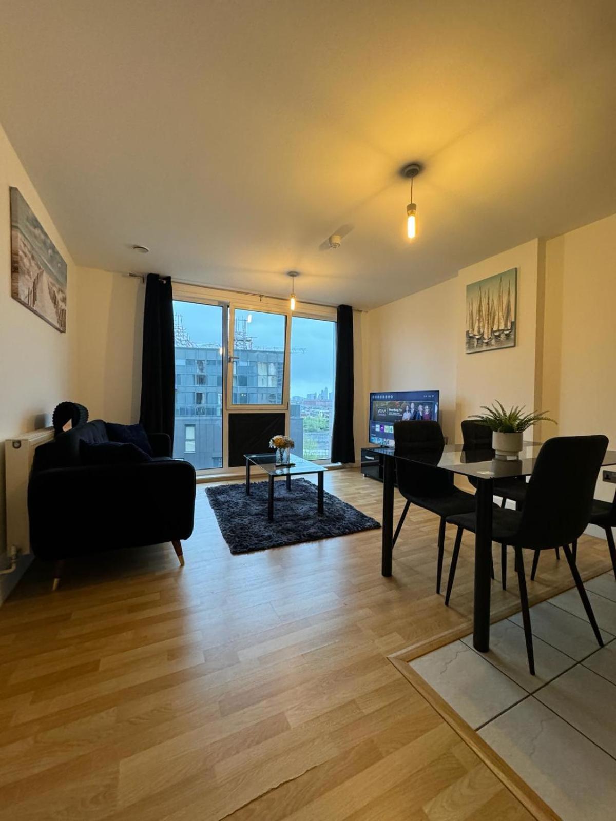 Spacious 2 Bedrooms Apartment In Stratford Λονδίνο Εξωτερικό φωτογραφία