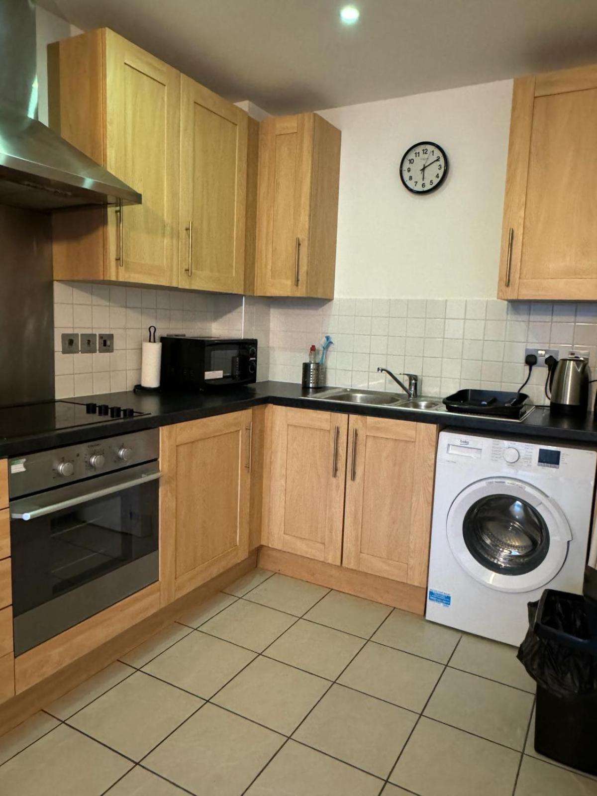 Spacious 2 Bedrooms Apartment In Stratford Λονδίνο Εξωτερικό φωτογραφία