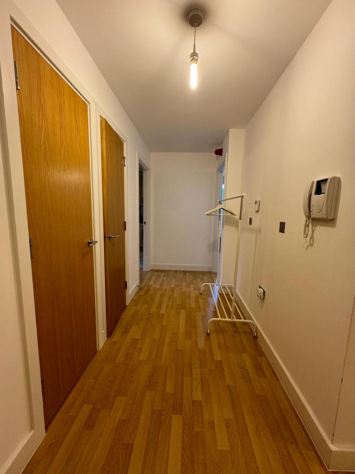 Spacious 2 Bedrooms Apartment In Stratford Λονδίνο Εξωτερικό φωτογραφία